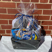 Load image into Gallery viewer, The Southern Thing Gift Basket
